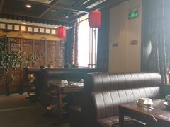 -亿诣蝎府炸酱面羊蝎子火锅(酷车小镇店)