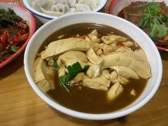-老三样·美食研究中心(世贸路店)