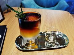 -ZING COFFEE 镜咖啡