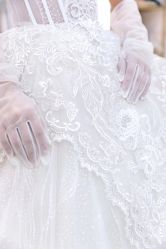 -派丽莫Pellimo原创设计婚纱品牌