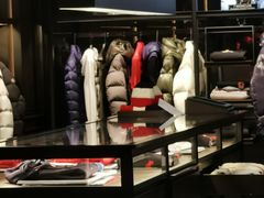 实物图-MONCLER(武汉国际广场店)