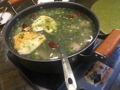 -钟掌勺忘不了地道湘菜(新天地假日广场店)
