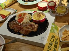 -豪客来牛排(重庆三峡广场步行街1704店)