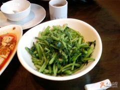 好大一份炒香蒿-外婆家(杭州马塍店·杭帮菜名店)