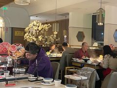 -左庭右院鲜牛肉火锅(浦江欢乐颂店)