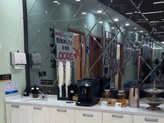 -茂菊口腔连锁(浦东南路店)