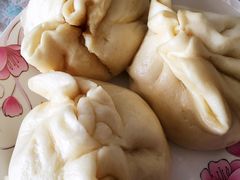牛肉大葱包子-李小老烧饼(常营民族家园店)