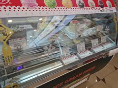 -红宝石·鲜奶小方·海派西点房(南丹店)