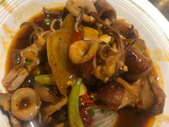 -六扇门潮汕牛肉火锅(BGC店)