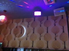 -钱莊Party连锁KTV(黄江星光城店)