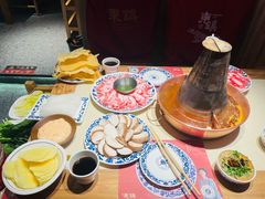 -东镇老火锅(长春路首店)