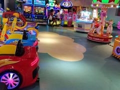 -星舰梦航(广百广场荔胜店)