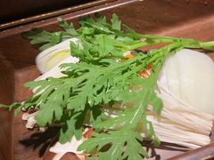 -牛YO寿喜烧·铁板烧和牛火锅自助(市府恒隆店)