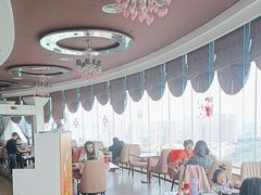 -荣誉国际酒店-云顶旋转餐厅