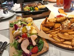 -必胜客(上地华联店)