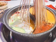 -钢管厂五区小郡肝串串香(蜀都万达店)