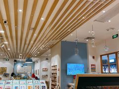 -猫的天空之城概念书店(印象城购物中心店)