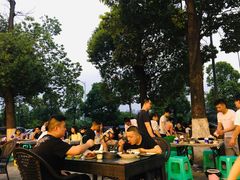 -去吃小龙虾·江湖菜·烧烤(南滨路店)