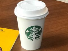 榛子味拿铁-星巴克臻选(深圳万象天地旗舰店)