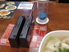 -南城香·饭香串香馄饨香(红军营店)