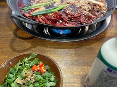 -黄潇洒老火锅(九眼桥宏济巷店)