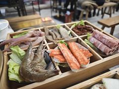 -娜姐鲜牛肉串串火锅(藏龙岛店)