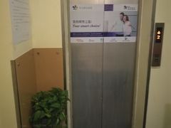 -Zsmart智尚酒店(上海北外滩四川北路东宝兴路地铁站店)