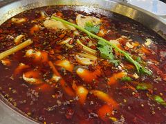 -蛙一刀·麻椒鱼火锅(金仙桥店)