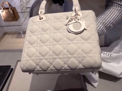-DIOR迪奥(德基广场女装店)