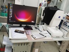 -豪门视光·星趣控·蔡司依视路眼镜代理商(中央大街店)