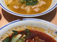 -遇见小面(东方宝泰店)