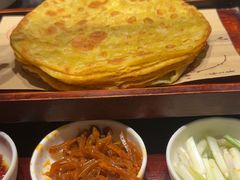 -艳阳天民俗村(公园路店)