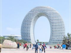 -湖州太湖旅游度假区-月亮广场