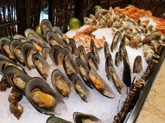 -大中华希尔顿酒店-念自助餐·嗨啤·小龙虾