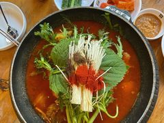 -喇喇排骨火锅·传统韩式脊骨汤(望京西园总店)