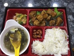 -燊意布拉肠云吞面(中山四路店)