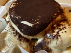 -HOT CRUSH趁热集合·现烤面包(环球港店)