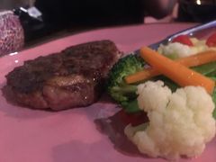 肉眼牛排-SISTERS BAR RESTAURANT川意酒馆(嘉善老市H楼店)