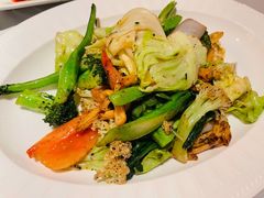 椰油黑松露炒有机杂菜-闻见中国海南菜(K11店)