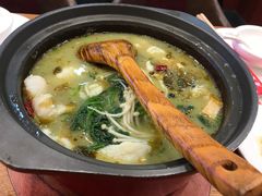 -周鱼小馆石锅酸菜鱼(活力汇店)