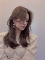 -东秀护肤造型