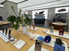 -华为智能生活馆(上海金桥国际商业广场)