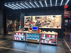 -NIKE品牌体验店(南京东路店)