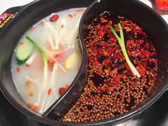 鸳鸯锅-钢管厂五区小郡肝串串香(车公庙店)