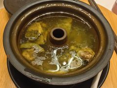 -新世界·过桥米线宴