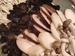 -老墙根涮肉·铜锅·烧烤(欢乐谷·王四营店)