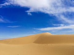 -亿利库布其七星湖沙漠生态旅游区