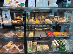 面包甜点陈列柜-星巴克(贵阳花果园1店)