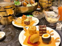 -半岛翡丽海鲜自助餐厅(观风亭店)