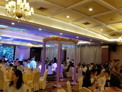 大堂-山明水秀大饭店